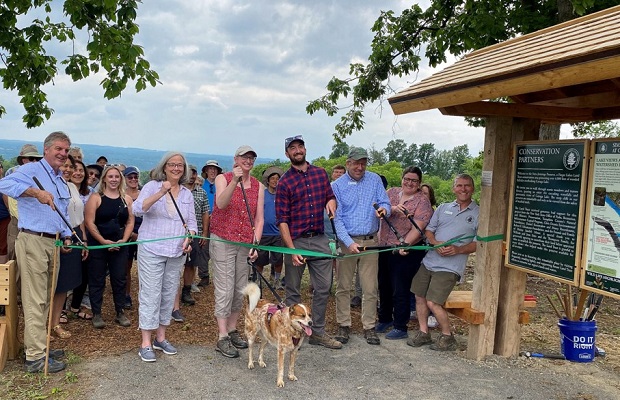 FLLT cuts ribbon on Sims-Jenning Nature Preserve in Lansing